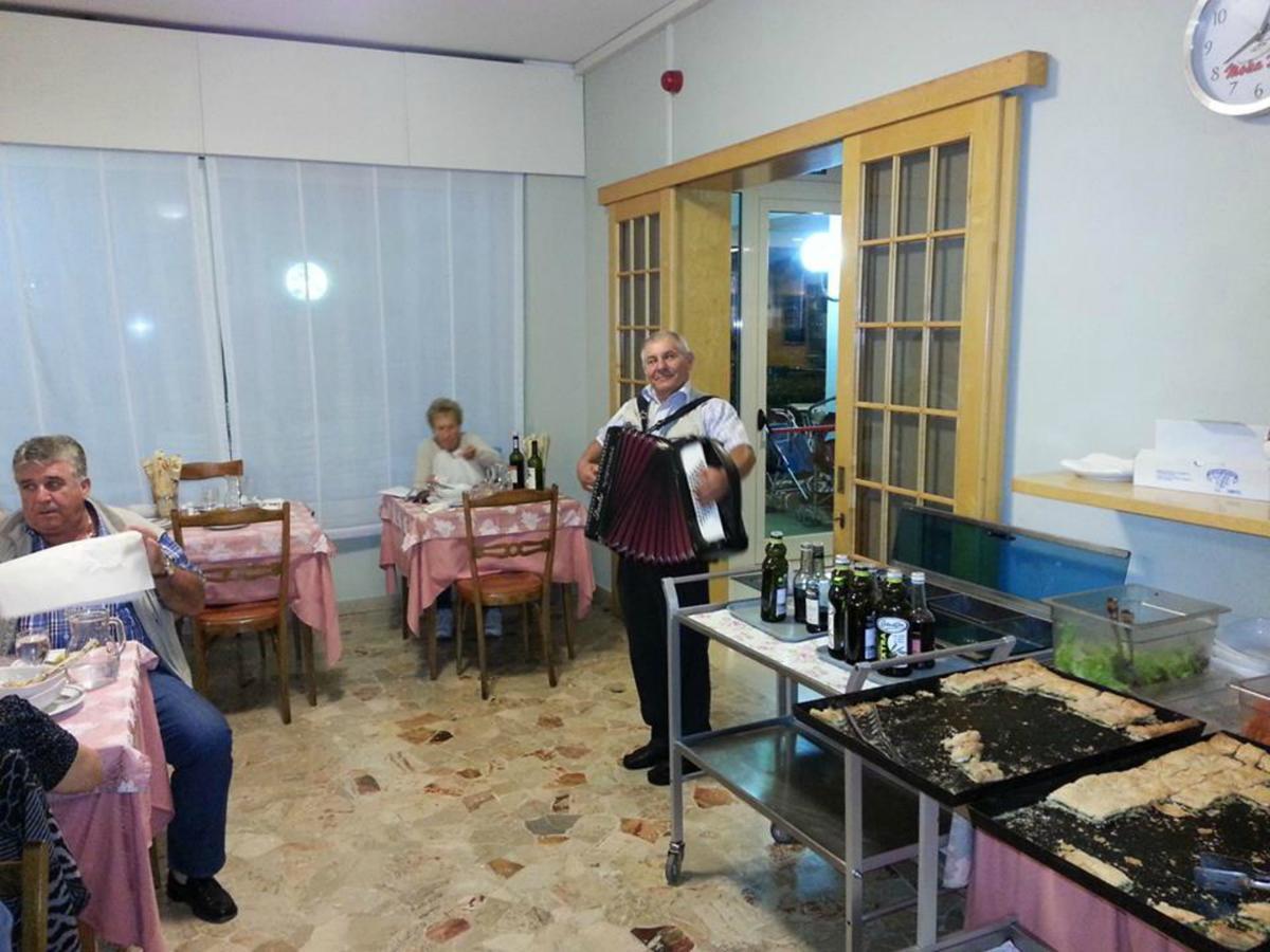Hotel Irene Ριτσόνε Εξωτερικό φωτογραφία